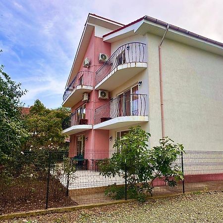 Vila Lucy Costinesti Hotel Luaran gambar